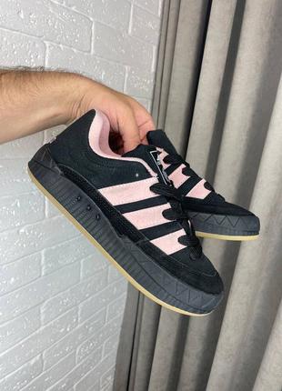 Женские кроссовки adidas adimatic black grey черного с серым цветами