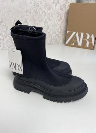 Черные ботинки zara 30 размер 18,9 см потолка1 фото