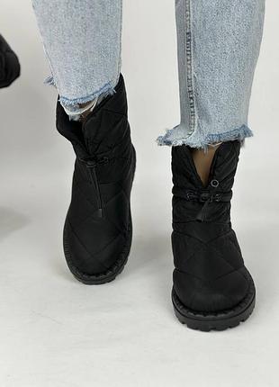 Черные практичные стильные качественные водонепроницаемые дутики