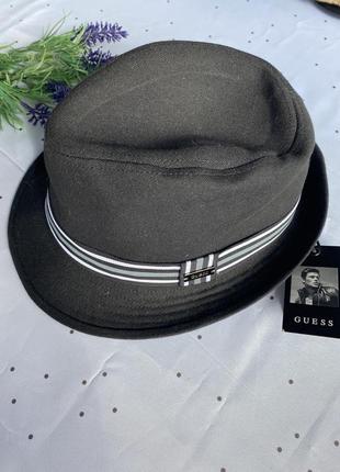Шляпа от guess