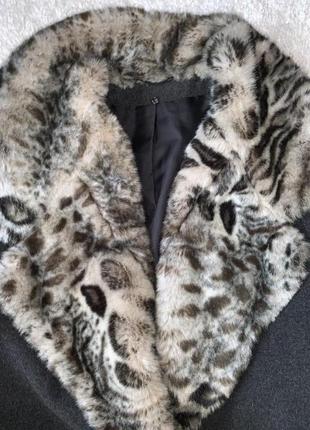 Модное классическое стильное пальто мех лео7 фото