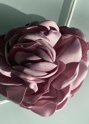 Трендовая лиловая роза на шею цветок на шею чокер3 фото