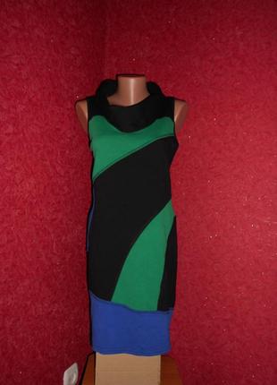 Новое платье футляр по фигуре  комбинированная расцветка  - 52 р