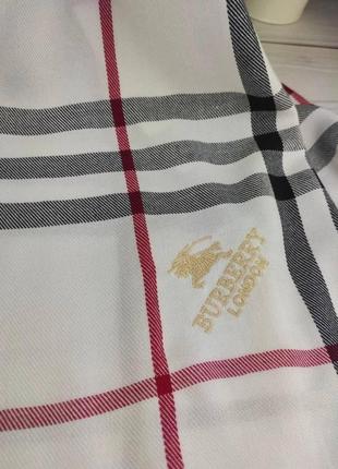 Білий шарф палантин хустка в стилі burberry барбері туреччина6 фото