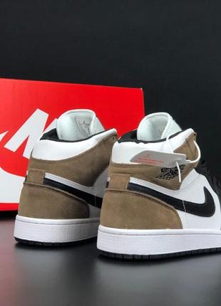 Зимние мужские кроссовки nike air jordan 1 retro winter white black brown джордан белого с черным и коричневым цветом с мехом4 фото