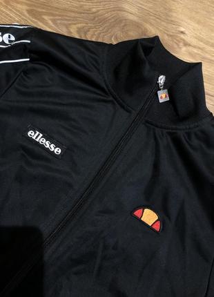 Спортивная кофта на замке бренд ellesse оригинал2 фото