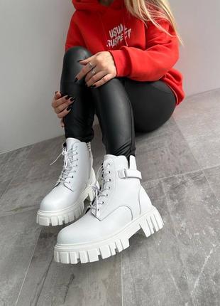 Женские зимние ботинки с мехом белые/черные сапоги теплые ботинки3 фото