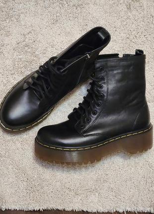 Разподав. ботинки один размер, 38р