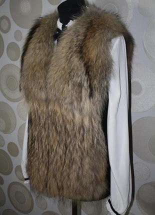 Жилет жилетка мех енот метелица р. s