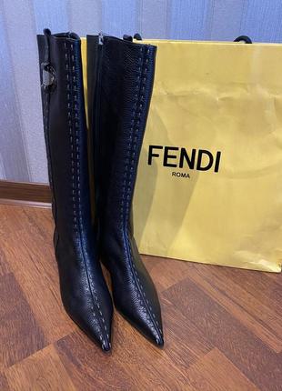 Fendi чобітки оригінал7 фото