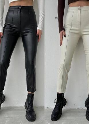 Трендовые брюки из экокожи с декоративной перестрочкой, zefir1 фото