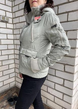 Осіння куртка на 48-50 р чоловіча жіноча superdry