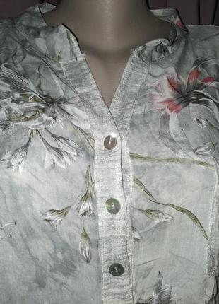 Нежная блуза в цветы3 фото