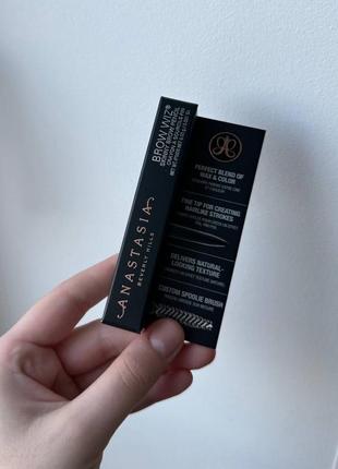 Олівець для брів anastasia beverly hills brow wiz9 фото