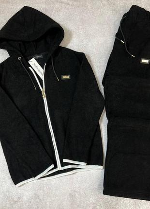 Костюм в стилі yves saint laurent