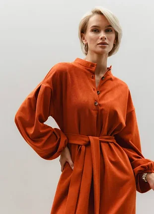 Оверсайз платье замшевое с поясом платье миди свободного кроя миди платье с поясом