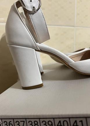 Белые босоножки туфли из натуральной кожи для невесты4 фото