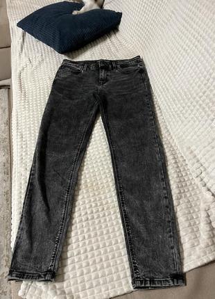 Джинси skinny