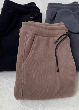 Серые тёплые вельветовые штаны на флисе9 фото
