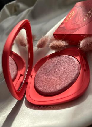 Румʼяна kiko mood boost radiant blush