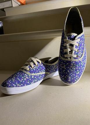 Кеды низкие в цветочек keds