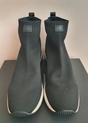 Майкл корс3 фото