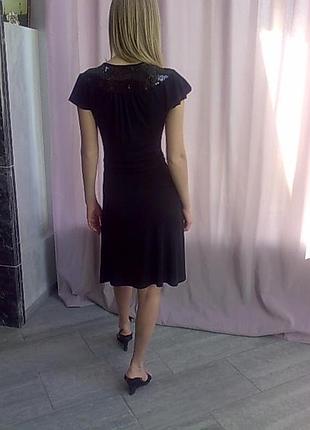 Славное платье черное на запах р 44-46 made in usa