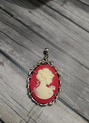 Кулон камея пластик метал