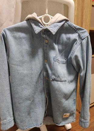 Оригінальна джинсова куртка zara