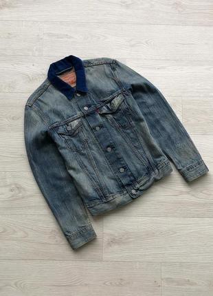 Шикарна джинсова куртка levi’s washed denim jeans jacket blue джинсовка1 фото