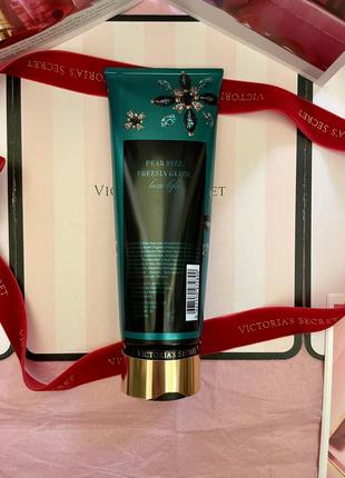 Victoria's secret emerald crush fragrance lotion4 фото