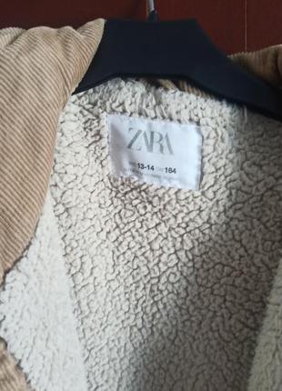 Продам курточку zara, оригинал.стан идеальный.на возраст 13-14 лет.подойдет на рост до 170 см.теплая.3 фото