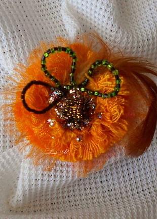 Яркая эксклюзивная брошь
