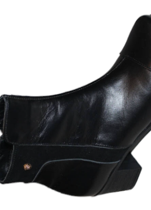 Ботинки женские  кожаные классические  на небольшом каблучке3 фото