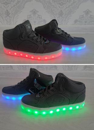 Новые кроссовки skechers c led-подсветкой и зарядкой usb.