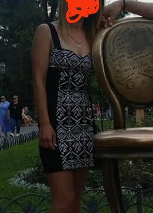 Сукня плаття - футляр