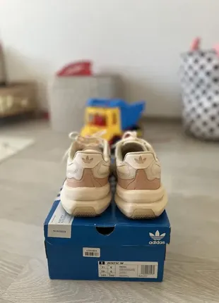 Кроссовки adidas zentic w
