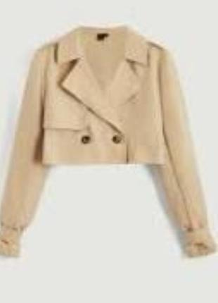 Стильный укороченный тренч