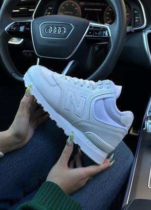 Зимние женские кроссовки new balance 574 high all white fur