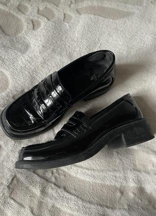 Черные ликовые туфли3 фото