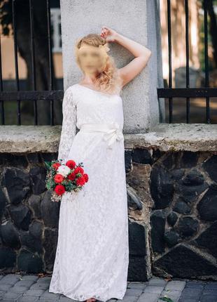 Сукня біла гіпюр в підлогу з молочним атласним поясом 42-44