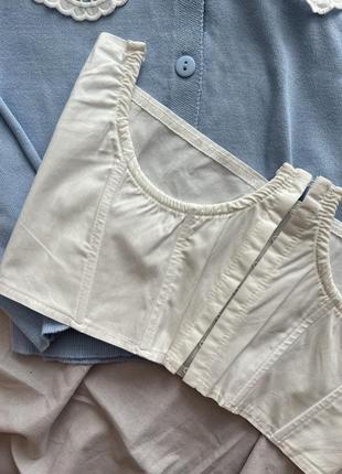 Білий пояс корсет