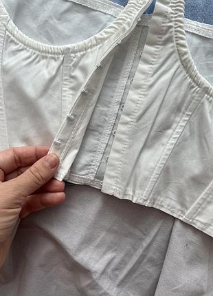 Білий пояс корсет