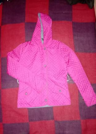 Легкая куртка для девушки розового цвета1 фото