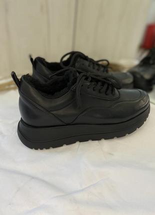 Кроссовки женские кожаные зимние на меху