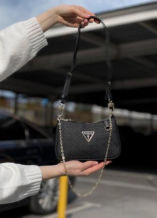 Сумка маленькая guess mini bag black v2 черная золотая фурнитура5 фото