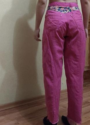 Розовые джинсы женские3 фото