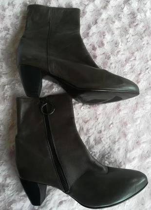 Шкіряні черевики