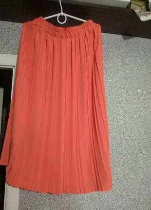 Яскрава модна спідниця 3