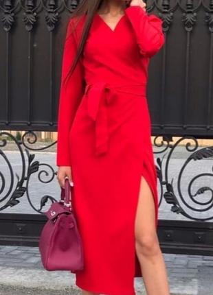 Червона сукня на запах1 фото